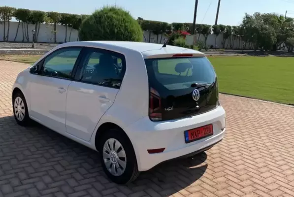 Volkswagen Up &pi;&rho;&omicron;&sigmaf; &epsilon;&nu;&omicron;&iota;&kappa;ί&alpha;&sigma;&eta; &sigma;&epsilon; &Pi;&alpha;&rho;&alpha;&lambda;ί&mu;&nu;&iota;