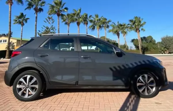 Kia Stonic for rent in Gourri