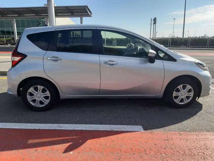 Nissan Note &pi;&rho;&omicron;&sigmaf; &epsilon;&nu;&omicron;&iota;&kappa;ί&alpha;&sigma;&eta; &sigma;&epsilon; &Xi;&upsilon;&lambda;&omicron;&phi;ά&gamma;&omicron;&upsilon;