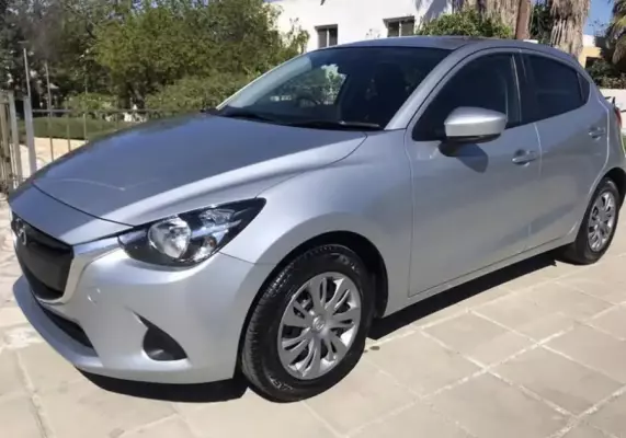 Mazda Demio &pi;&rho;&omicron;&sigmaf; &epsilon;&nu;&omicron;&iota;&kappa;ί&alpha;&sigma;&eta; &sigma;&epsilon; &Kappa;ύ&pi;&rho;&omicron;&sigmaf;