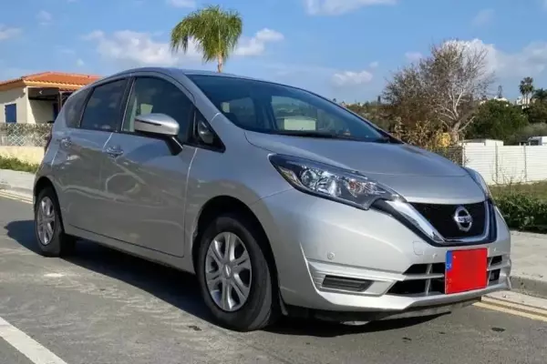 Nissan Note &pi;&rho;&omicron;&sigmaf; &epsilon;&nu;&omicron;&iota;&kappa;ί&alpha;&sigma;&eta; &sigma;&epsilon; &Kappa;ύ&pi;&rho;&omicron;&sigmaf;