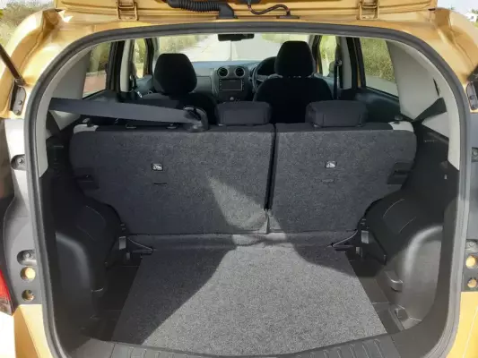 Nissan Note &pi;&rho;&omicron;&sigmaf; &epsilon;&nu;&omicron;&iota;&kappa;ί&alpha;&sigma;&eta; &sigma;&epsilon; &Xi;&upsilon;&lambda;&omicron;&phi;ά&gamma;&omicron;&upsilon;