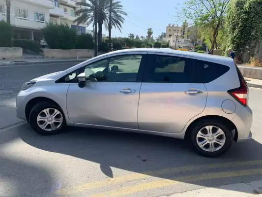 Nissan Note &pi;&rho;&omicron;&sigmaf; &epsilon;&nu;&omicron;&iota;&kappa;ί&alpha;&sigma;&eta; &sigma;&epsilon; &Kappa;ύ&pi;&rho;&omicron;&sigmaf;