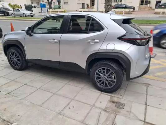Toyota Yaris Cross for rent in Moni