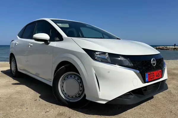 Nissan Note &pi;&rho;&omicron;&sigmaf; &epsilon;&nu;&omicron;&iota;&kappa;ί&alpha;&sigma;&eta; &sigma;&epsilon; &Kappa;ύ&pi;&rho;&omicron;&sigmaf;
