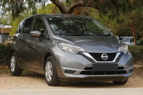 Nissan Note &pi;&rho;&omicron;&sigmaf; &epsilon;&nu;&omicron;&iota;&kappa;ί&alpha;&sigma;&eta; &sigma;&epsilon; &Kappa;ύ&pi;&rho;&omicron;&sigmaf;