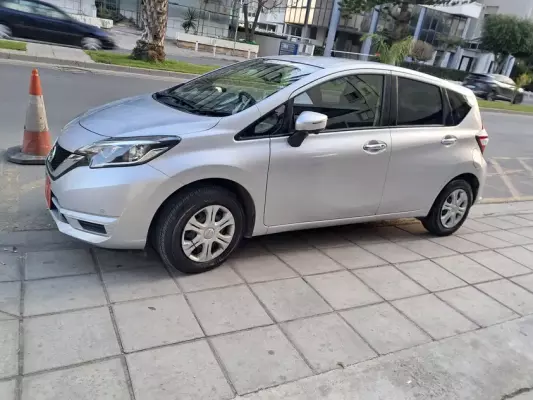 Nissan Note &pi;&rho;&omicron;&sigmaf; &epsilon;&nu;&omicron;&iota;&kappa;ί&alpha;&sigma;&eta; &sigma;&epsilon; &Kappa;ύ&pi;&rho;&omicron;&sigmaf;