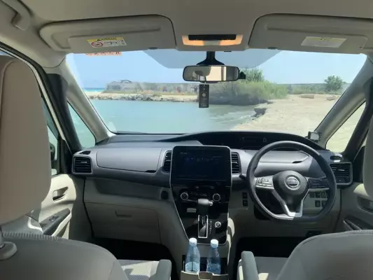 Nissan Serena for rent in Kakopetria