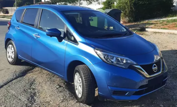 Nissan Note &pi;&rho;&omicron;&sigmaf; &epsilon;&nu;&omicron;&iota;&kappa;ί&alpha;&sigma;&eta; &sigma;&epsilon; &Kappa;ύ&pi;&rho;&omicron;&sigmaf;