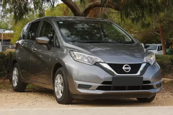 Nissan Note &pi;&rho;&omicron;&sigmaf; &epsilon;&nu;&omicron;&iota;&kappa;ί&alpha;&sigma;&eta; &sigma;&epsilon; &Kappa;ύ&pi;&rho;&omicron;&sigmaf;