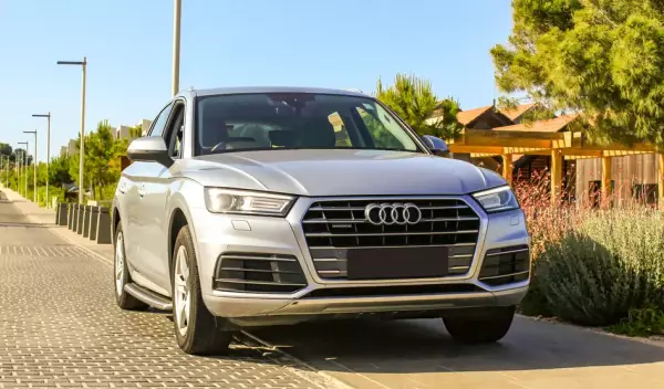 Audi Q5 &pi;&rho;&omicron;&sigmaf; &epsilon;&nu;&omicron;&iota;&kappa;ί&alpha;&sigma;&eta; &sigma;&epsilon; &Kappa;ύ&pi;&rho;&omicron;&sigmaf;